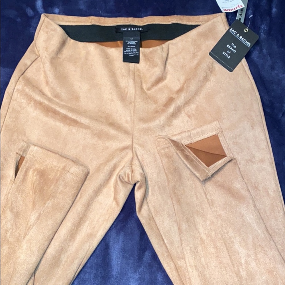 NWT women’s suede leggings